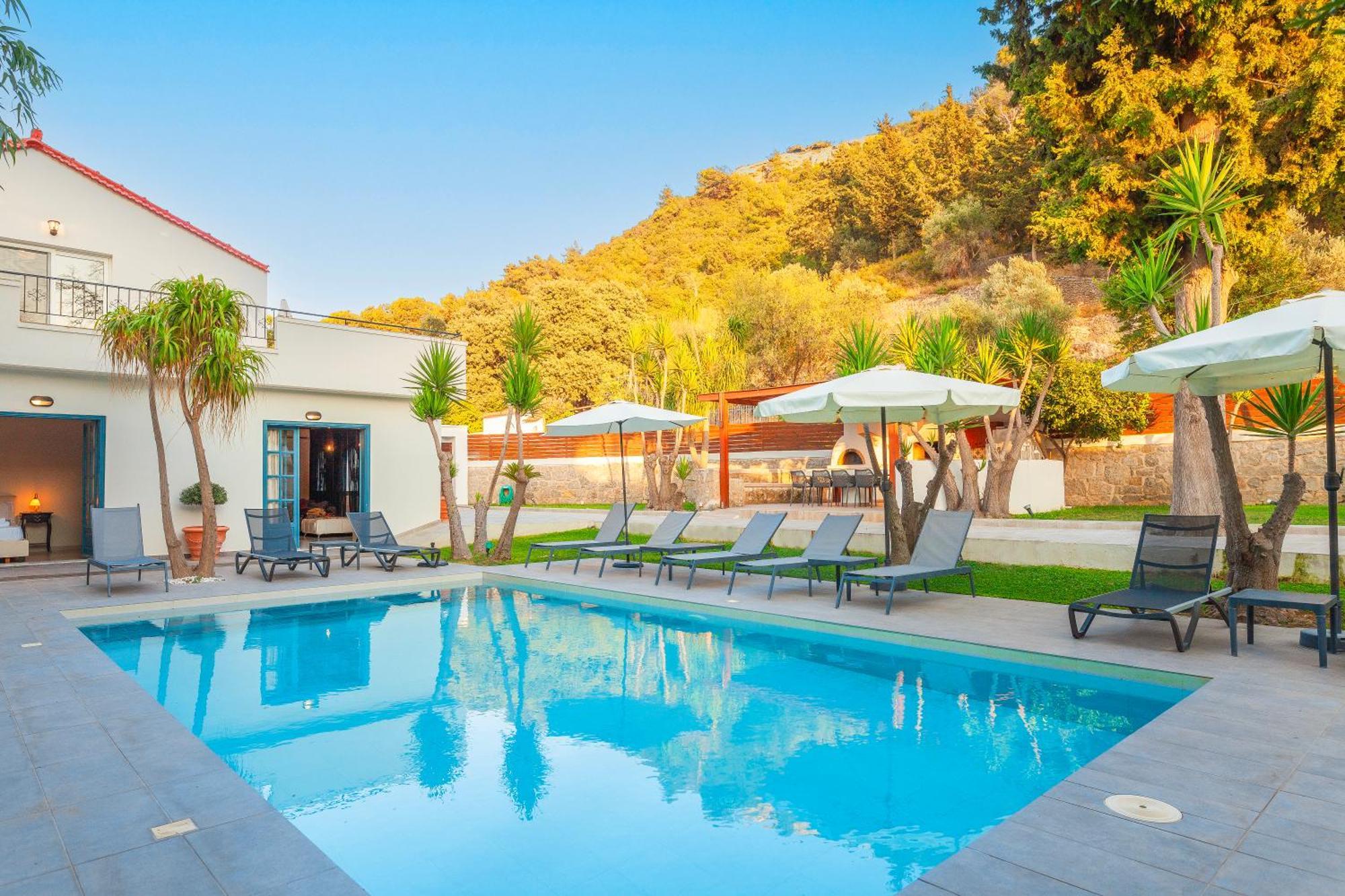 Bella Foresta Villa II Ixia  Exterior photo