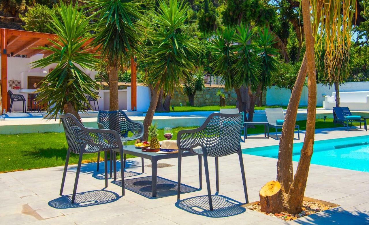 Bella Foresta Villa II Ixia  Exterior photo
